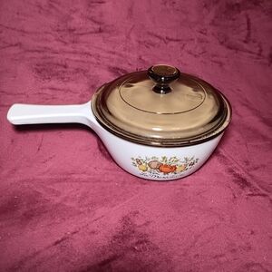 Vintage Corning Ware Spice Of Life P-82-B 1 1/2 Pint Lidded Saucepan.